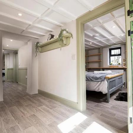 بيت للعطل The Old Thatch كيلمور كواي