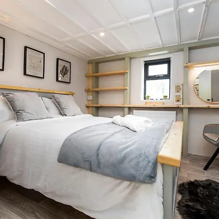 The Old Thatch * Килмор-Ки