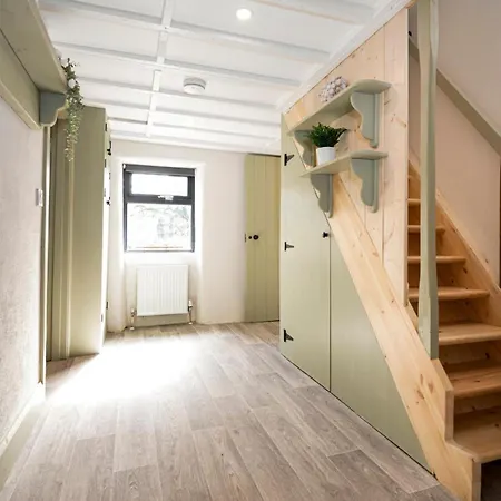 The Old Thatch كيلمور كواي