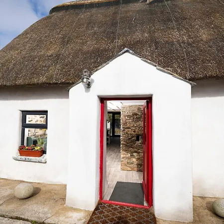 The Old Thatch Feriehus *