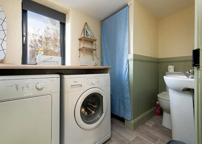 The Old Thatch Kilmore Quay