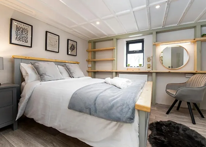 The Old Thatch * Kilmore Quay